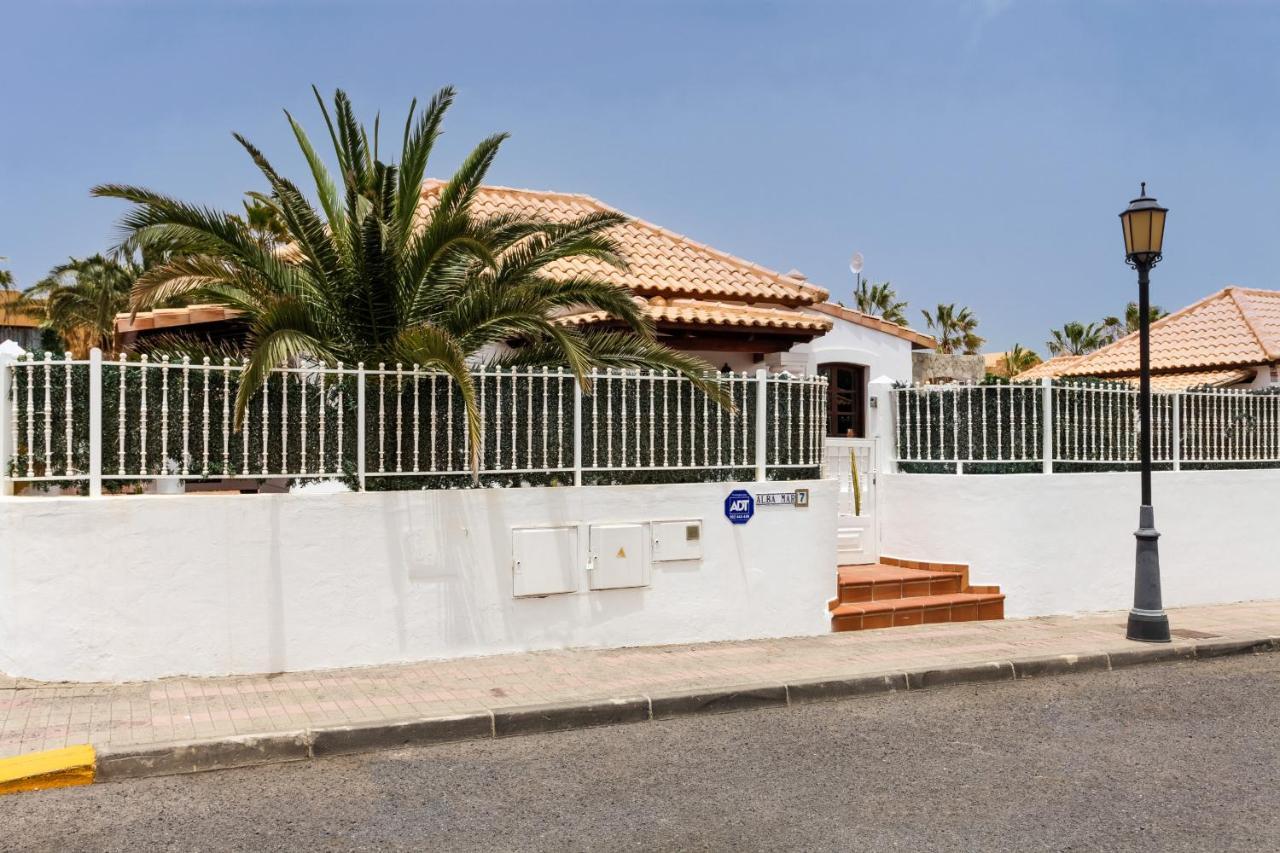 Villa Relax Deluxe Private Pool Corralejo By Holidays Home Eksteriør bilde